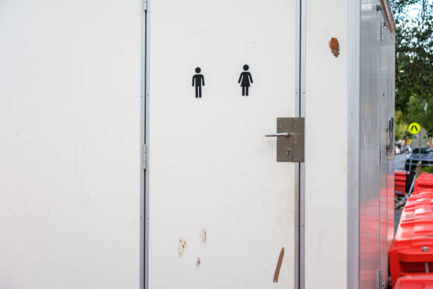 Best Portable restroom trailer rental  in Mayo, FL